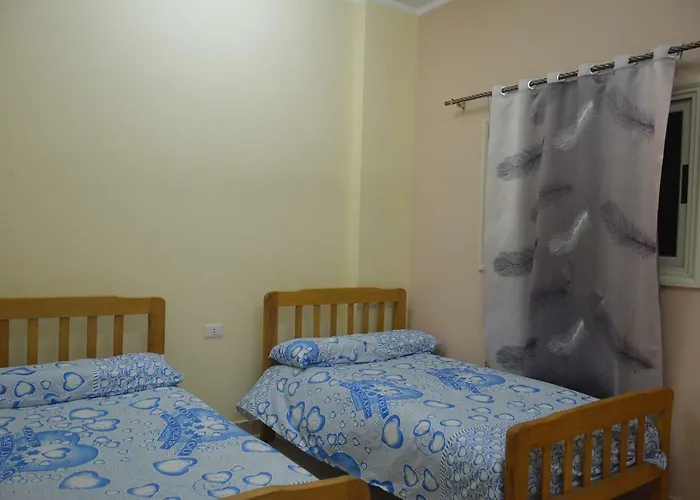 Apartmanhotel Happy Days Gurdaka